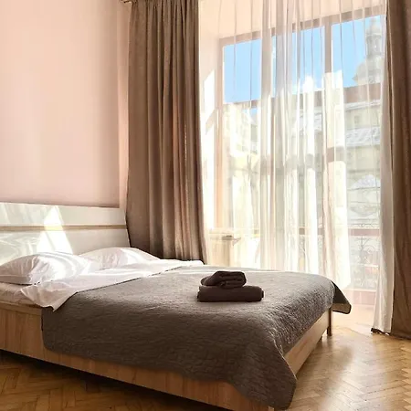 Romantic - оn Valova Street *