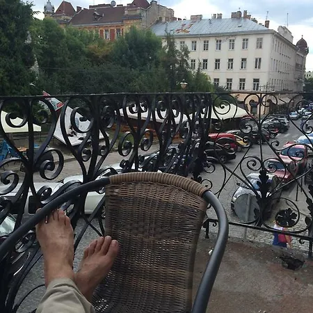 Romantic - оn Valova Street Daire Lviv