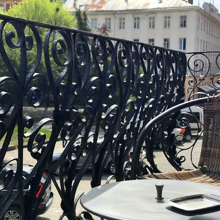 Romantic Apartaments оn Valova Street