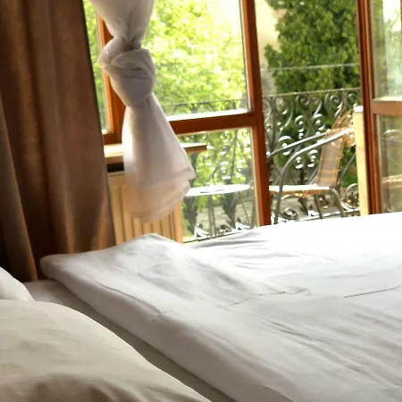 Daire Romantic - оn Valova Street