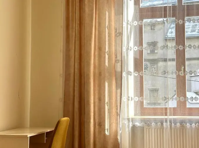 Romantic - оn Valova Street 公寓 *