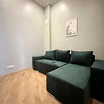 Romantic - оn Valova Street شقة *